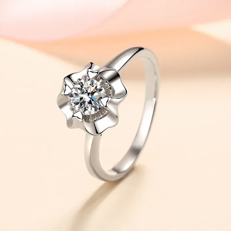 Cluster Rings Diamond Test Passed Excellent Cut 0.5 D Color Moissanite Heart Prong Blossom Ring Silver 925 Platinum Plated Jewelry