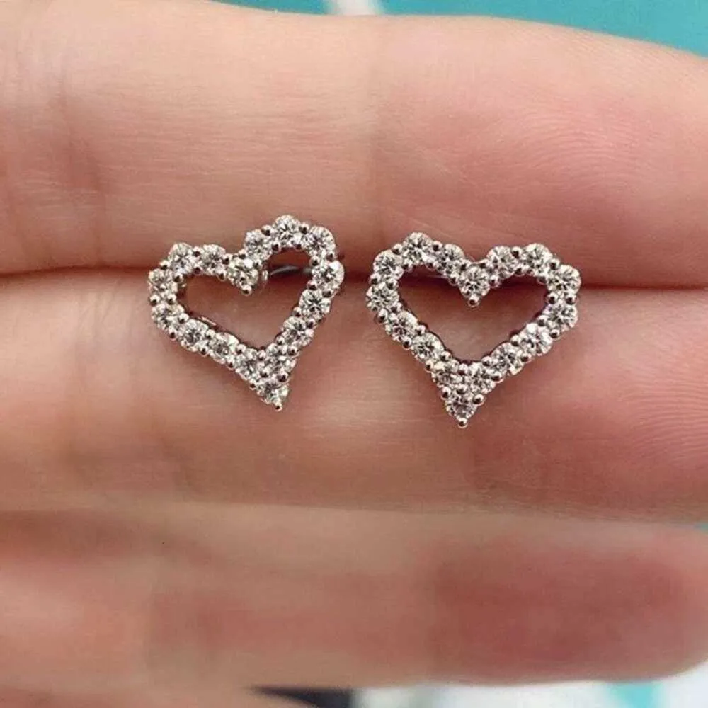 Gold Hollow Heart Earrings Women's Full Diamond Simple Autumn Fashion Zpf3