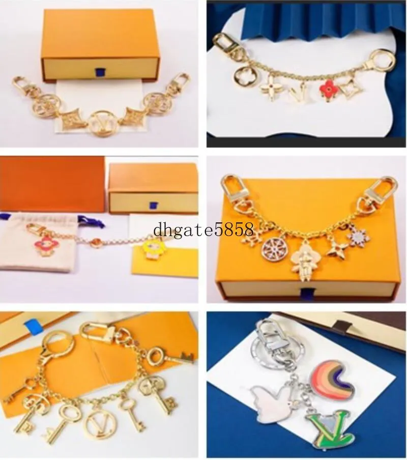 Partihandel Europa och USA ett antal män och kvinnors lyxdesigner Fashion Luxury Design Chain Key Chain