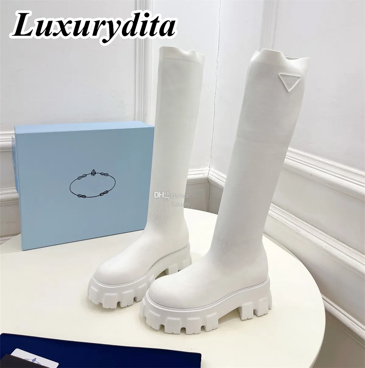 Högkvalitativ designer Kvinnor Långa stövlar Luxury Tjock Sole High Heel Leg Boots Fashion Design Läder över ankelstövlar över knästrumpor Boot Triangle Heel YMPR 0061