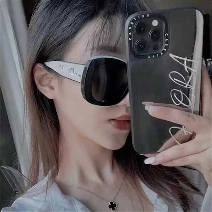 15% de réduction sur les lunettes de soleil en gros de nouvelles lunettes de tir rondes de rue Xiaoxiang carrées pour femmes