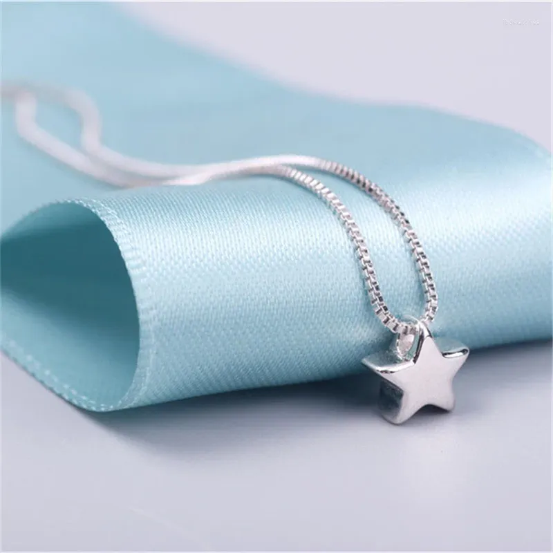 Pendentif Colliers Mode Sliver Star Chaîne Collier pour femmes Bijoux Charms Dames Fête de mariage Romantique Valentine Filles Cadeaux