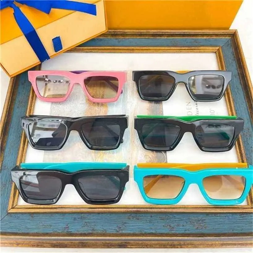 58% Sunglasses New High Quality Show style fashion box color mirror leg tide male star same sunglasses female z1556