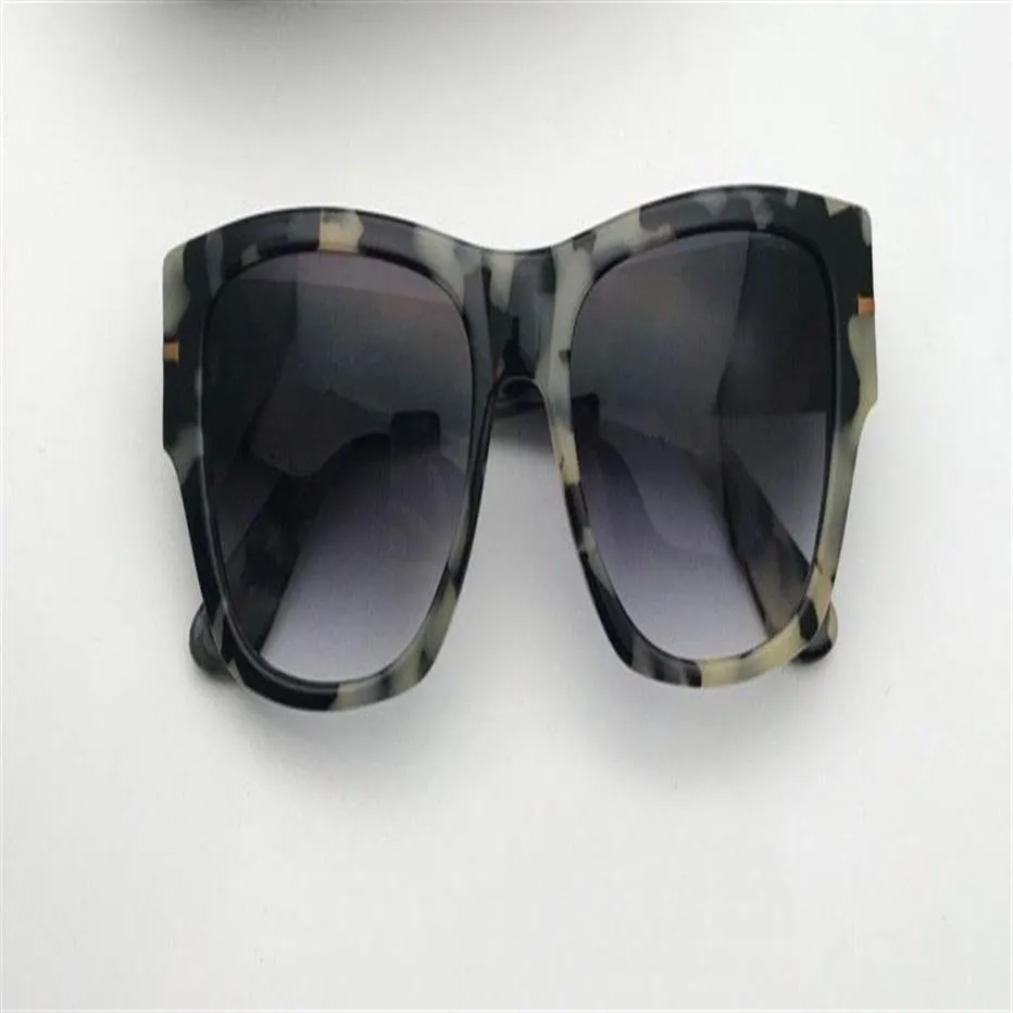 Цельнодизайнерские солнцезащитные очки 0601 Классические мужские квадратные очки из планки Высочайшее качество Очки для отдыха в стиле 100% защита UV400 с b311F