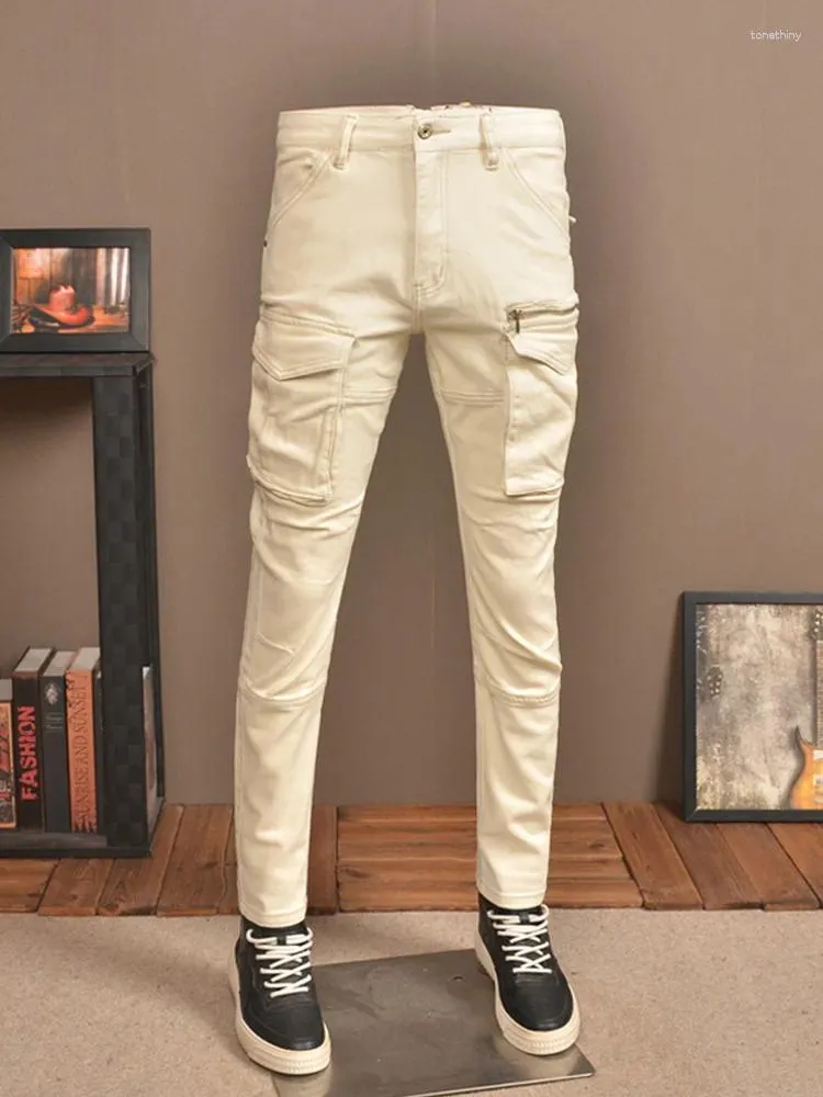 Mäns jeans Beige Retro Patchwork Multi-Pocket Design High-End Stretch Slim Street Leisure Cargo Motorcykelbyxor