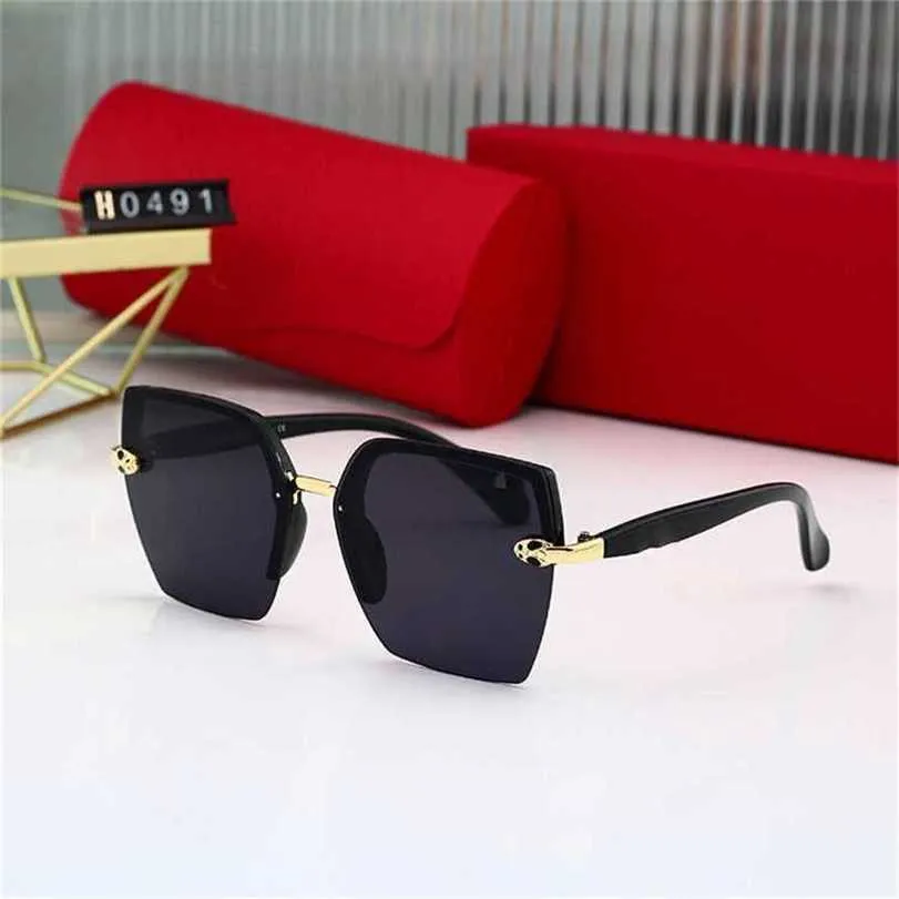 10% OFF Wholesale of new square big face sunglasses female printing anti ultraviolet fashionable glasses male