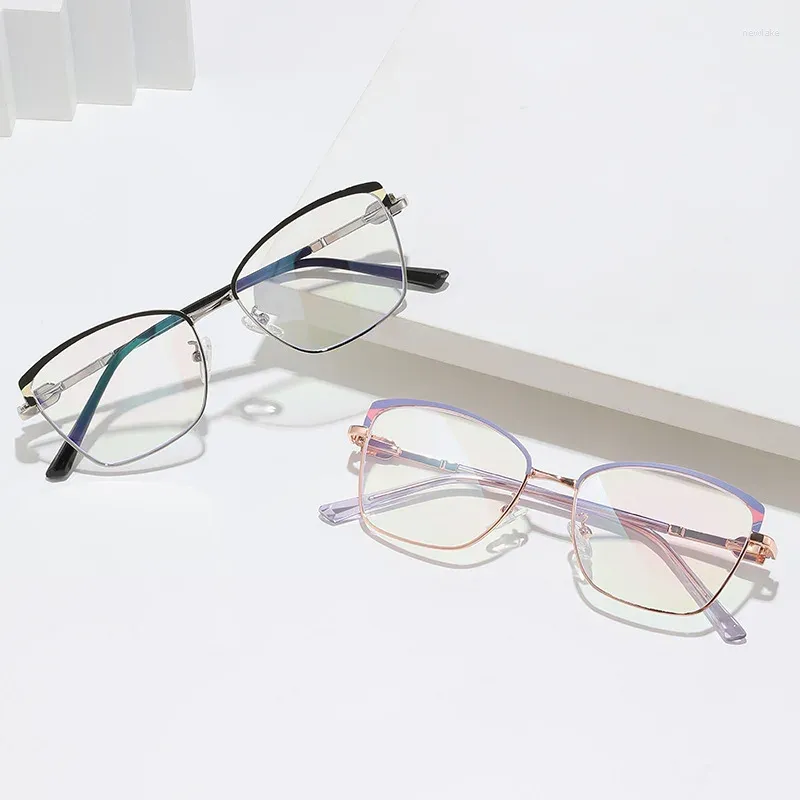 Sunglasses 2024 Fashion Cat's Eye Women's Anti Blue Light Glasses Retro Metal Optical Eyeglasses Frame Whosale