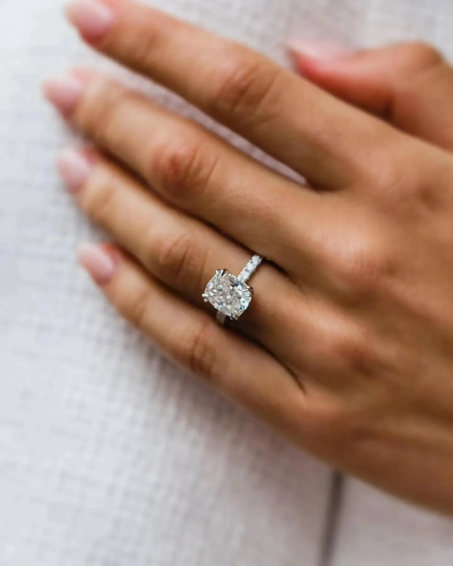 Crushed Ice Cushion Cut Diamond: 4x6-10x14mm D VVS1 Loose Gemstone GRA  Certified, Elongated, Ideal for Jewelry