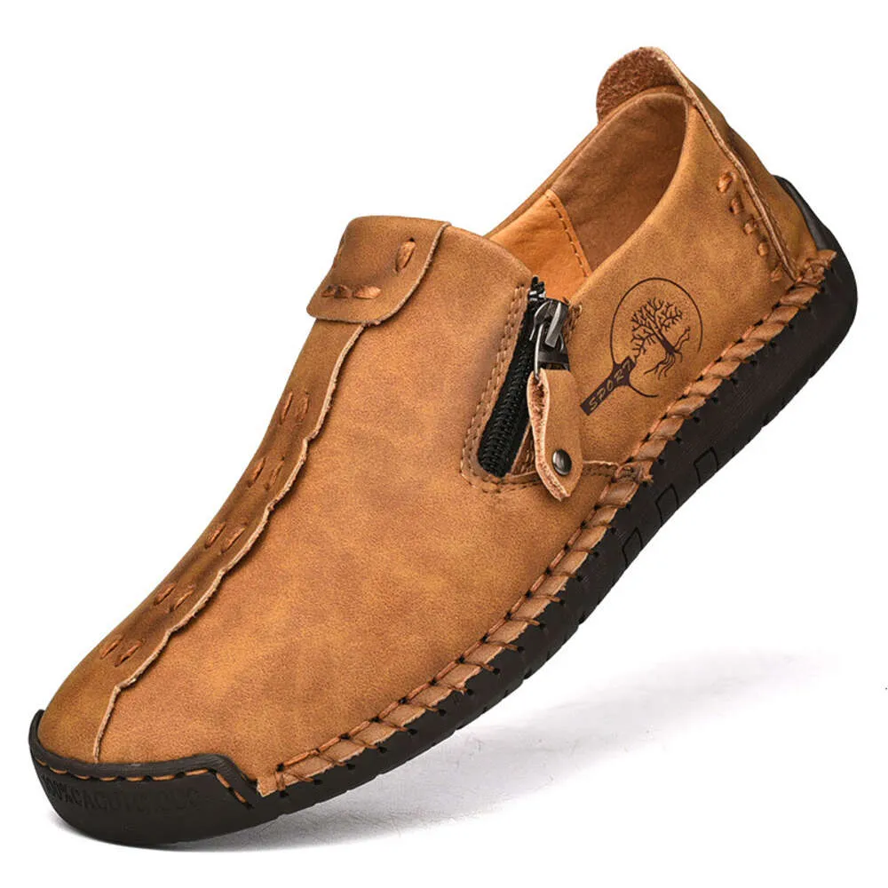 Mannen Schoenen Set Voet Casual Slip op mannen Loafers Hoge Kwaliteit Echt Leer Zwart Flats Mocassins Sport Gratis Verzending man Schoen