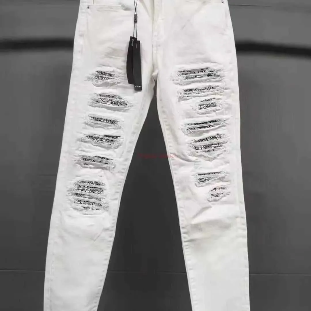 Jeans Designer Roupas Amires Jeans Denim Calças 843 Jeans Brancos Mens Rasgado Caju Flor Patch Amies Trendy High Street Slim Fitting Ela