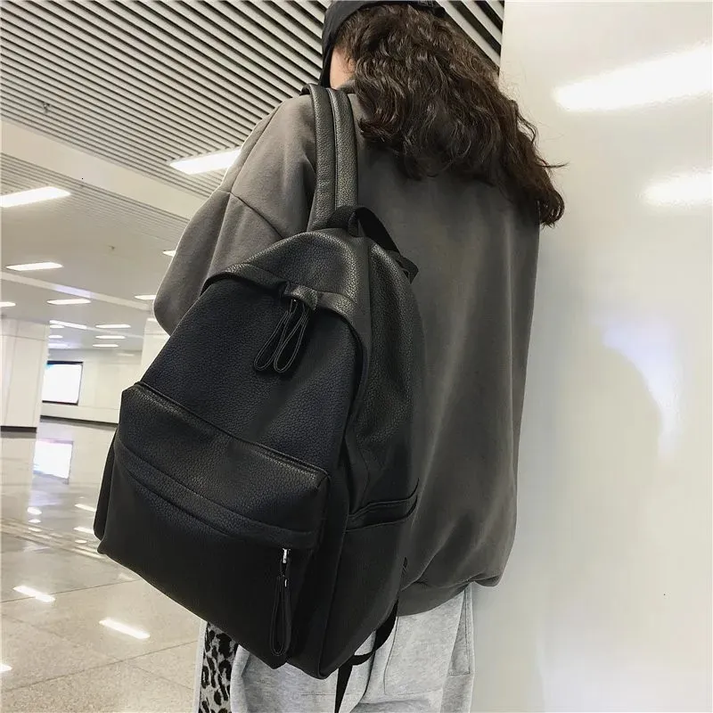 Zaino moda Borsa a tracolla per laptop Borsa da viaggio in pelle PU Zaini da donna Borse da scuola per libri per studenti universitari per ragazze adolescenti 240106