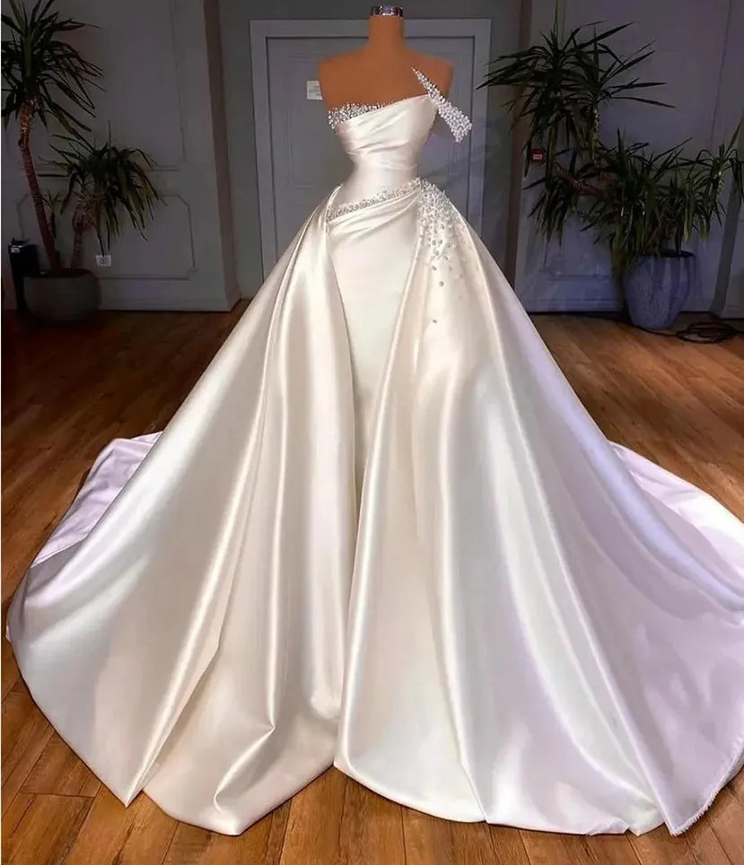 Satin Church Wedding Dress 2024 Elegant Vintage One Shoulder Pearls Beads Wedding Bride Gowns White Vestido De Noiva YD