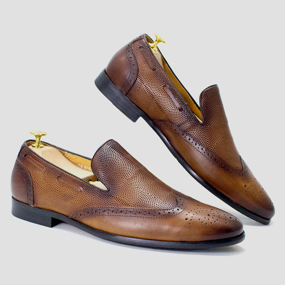 Mocassini da uomo in vera pelle design brogue classico calzature formali da matrimonio punta alari scarpe eleganti da lavoro casual per uomo