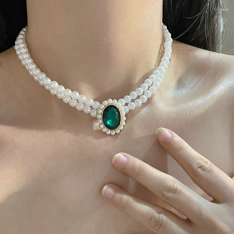 Kolczyki naszyjne ustawione europejskie i amerykańskie szmaragdowe kolczyki eleganckie temperament imitacja Pearl Clavicle łańcuch obojczyka