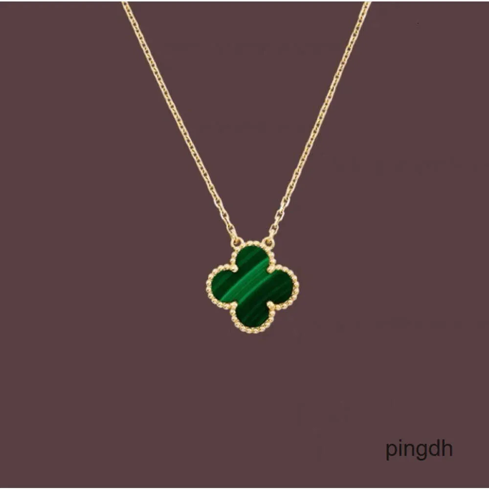 Fashion Pendant Necklaces for Women Elegant 4/four Leaf Clover Locket Necklace Highly Quality Choker Chains Designer Jewelry Plated