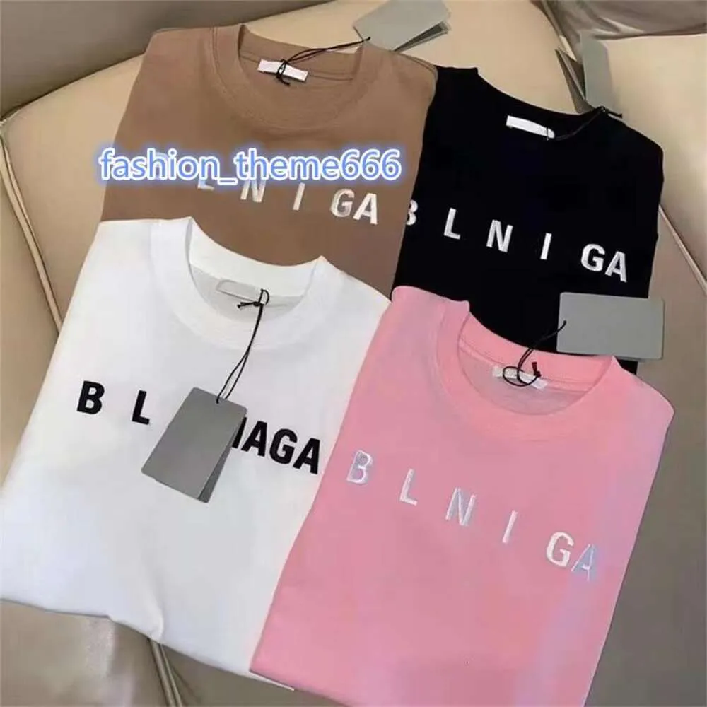 Été Hommes Plus Tees Designer T-shirt de grande taille T-shirts décontractés pour femmes et alphabet imprimé Tops à manches courtes à vendre Vêtements Hip Hop de luxe pour hommes Asie S-5XL