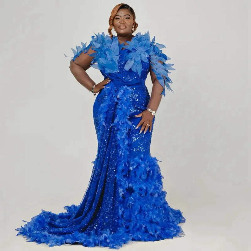 Bleu royal grande taille Aso Ebi robes de bal sirène manches longues dentelle plume robes de soirée pour les femmes noires africaines robe de fête d'anniversaire deuxième robes de réception ST757
