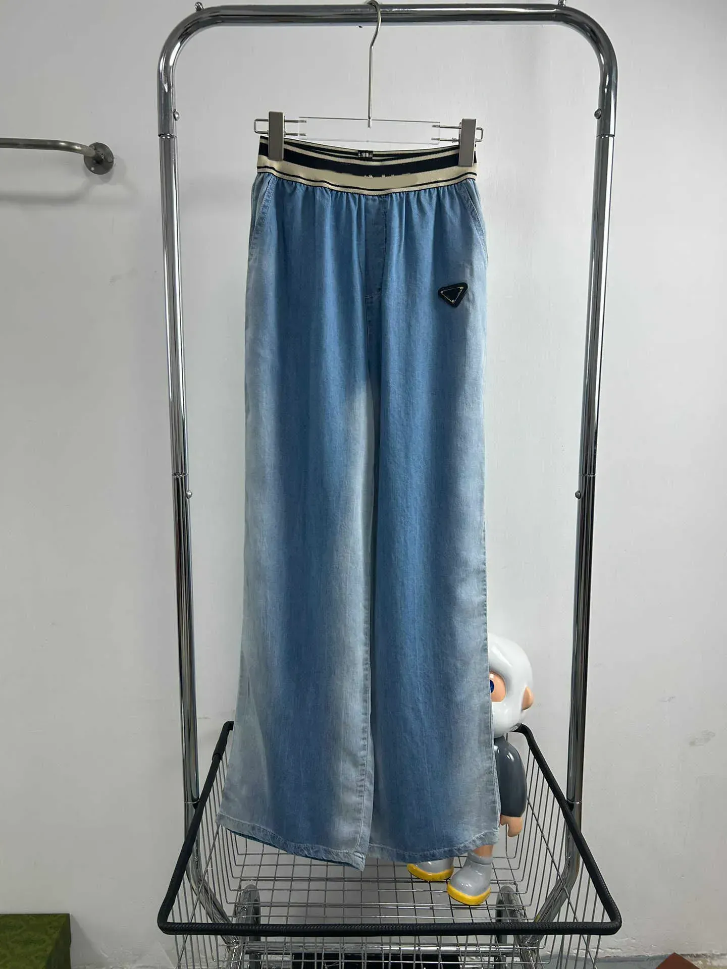 23ss pantalones para mujer pantalones vaqueros de mezclilla diseñador mujeres cinta recta empalme ropa de alta calidad de cintura alta
