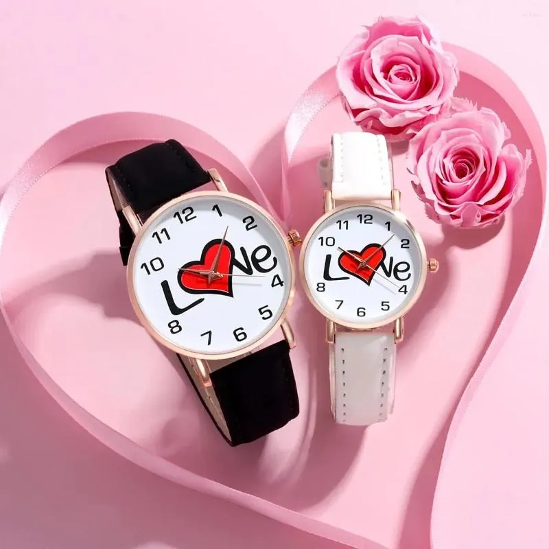 Armbanduhren 2-teiliges Top-Luxus-Paar-Digital-Love-Leder-Quarzuhr-Set für Männer und Frauen Lässiges Valentinstag-Weihnachtsgeschenk