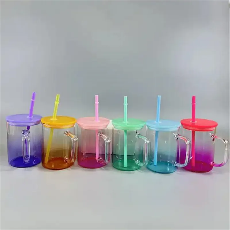 Tasses en verre de gelée d'ombre de sublimation de dégradé transparent de 17 oz avec poignée tasse de camping-car pot de jus tasses à café de boisson glacée avec pailles de couvercles colorés en plastique