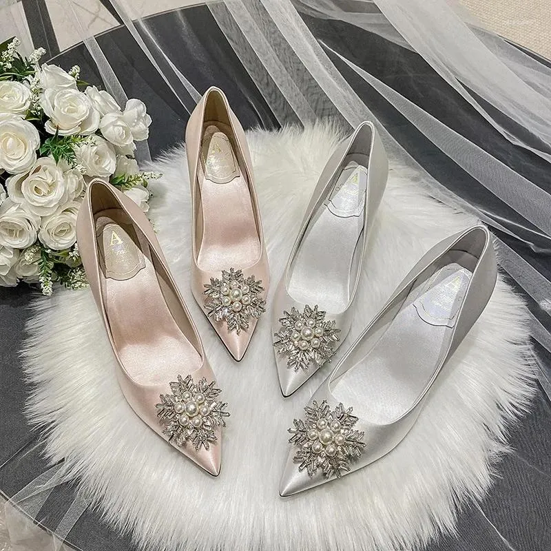 Scarpe eleganti da donna Scarpe da sposa bianche con tacco alto in raso da damigella d'onore con tacco a spillo da donna