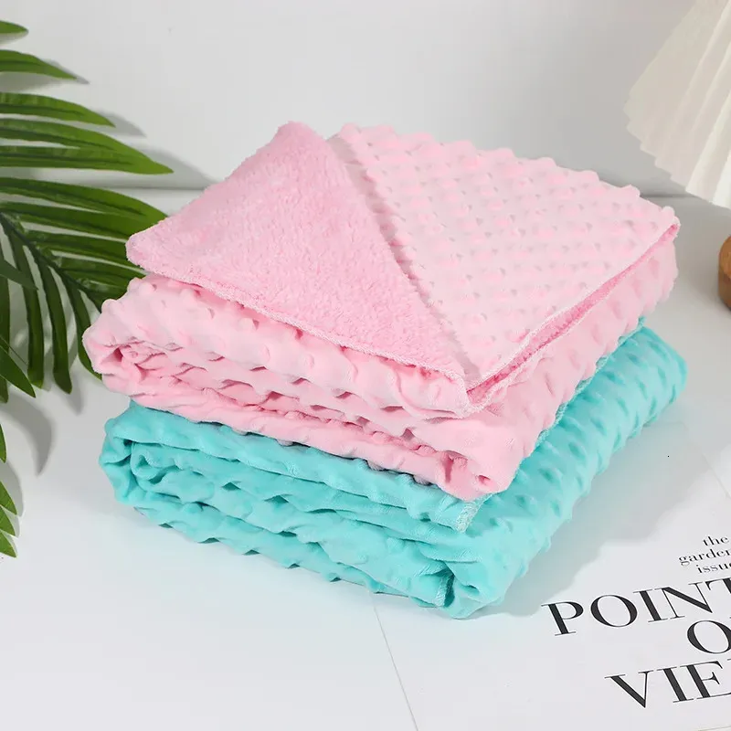 Swaddling born Thermal Soft Fleece Blanket Winter Solid Bedding Set Cotton Quilt Infant Swaddle Wrap y240106