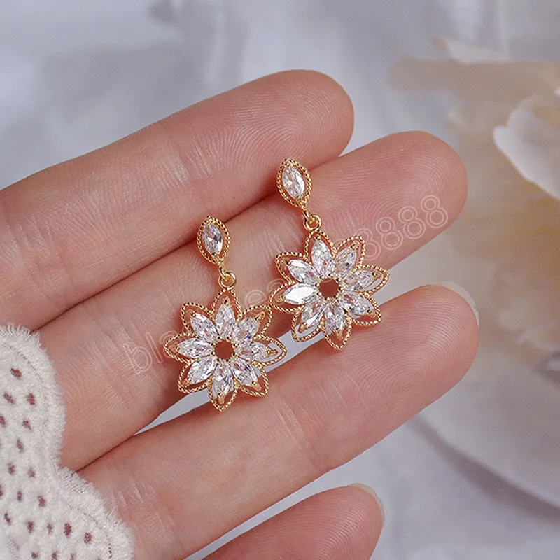 Gold Plated Dainty Korean Daisy Sunflower Earrings For Women Bling AAA Zircon Flower Dangle Earrings Wedding Jewelry Bijoux Gift