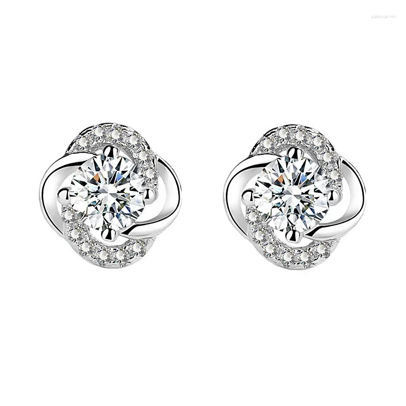 Brincos de garanhão D Cor 50 pontos Moissanite Diamante com certificado Trevo de quatro folhas Moda 925 Sterling Silver Jewelry presentes