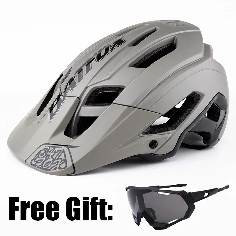 Bat Cycling Helmet Cykel MTB Bike Mountain Road Safety Outdoor Sports Lätt Big Visor 240108