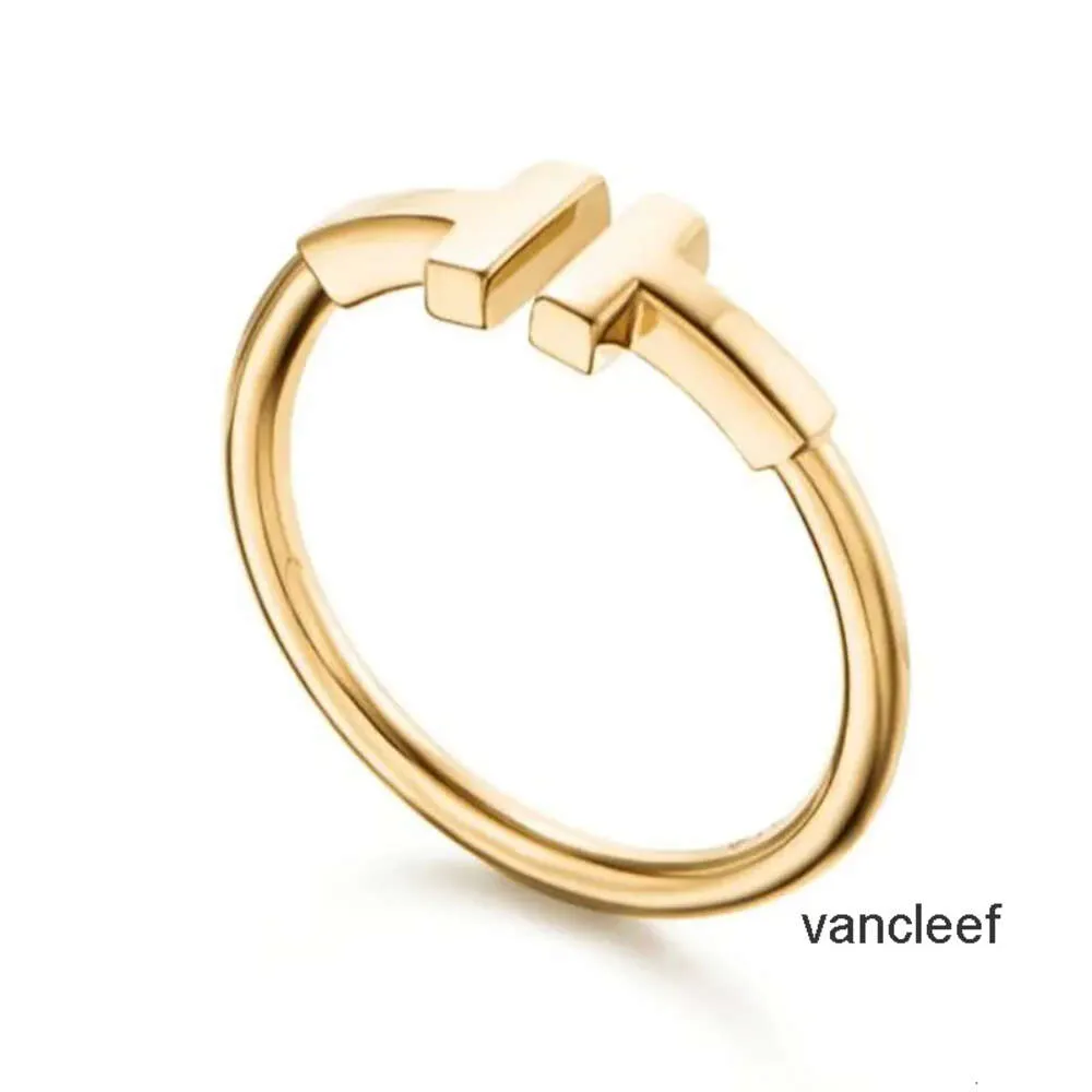 Designer Love Ring jewelry Classic Fade T Square Women 18K Gold Plated Wire Men Wedding Open Rings diamond Titanium Silver Rose Gold Valentine Day Gifts