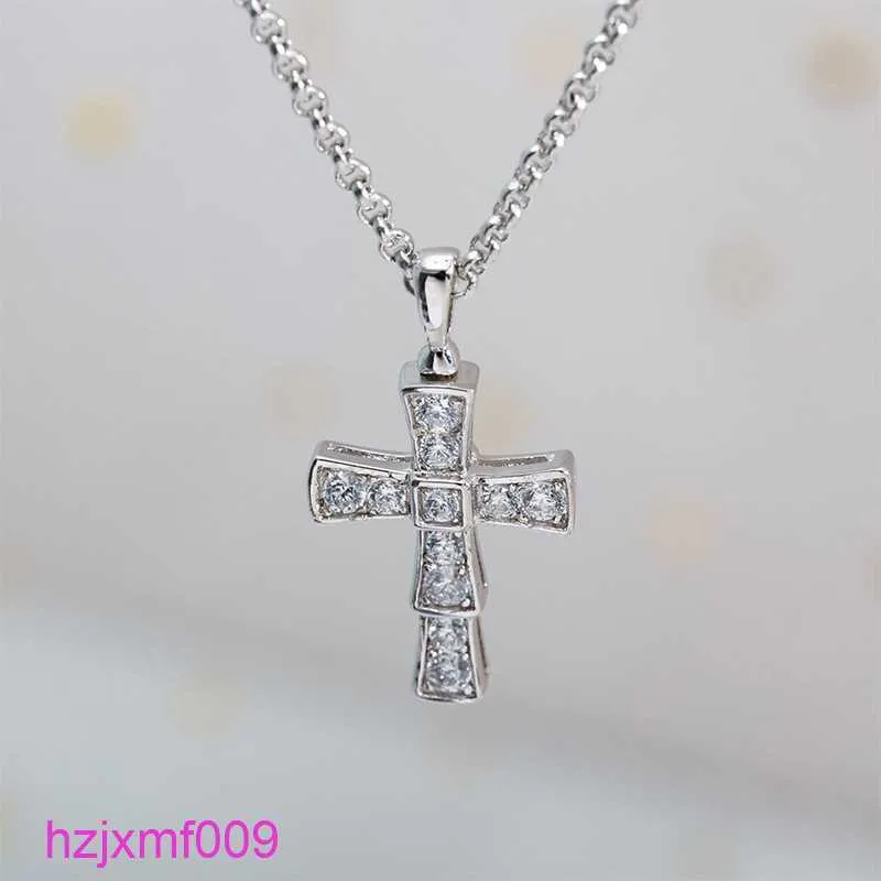 H16R Designer Baolger Pendant Halsband Baojia Cross Full Diamond Necklace Women's Rose Gold 18K Set med vit krage kedja av hög slutdekoration