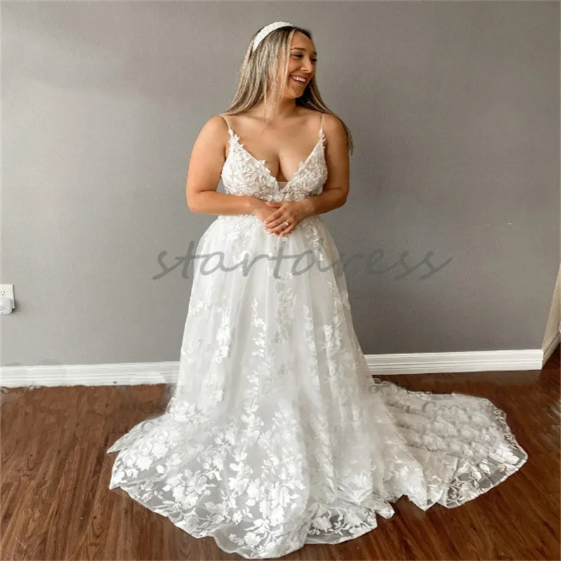 Gatsby Boho Plus Size Wedding Dress 2024 Sexy Spaghetti Straps A Line Fulllace Appliques Beach Bohemian Wedding Gowns Backless Sweep Train Country Bridal Dress