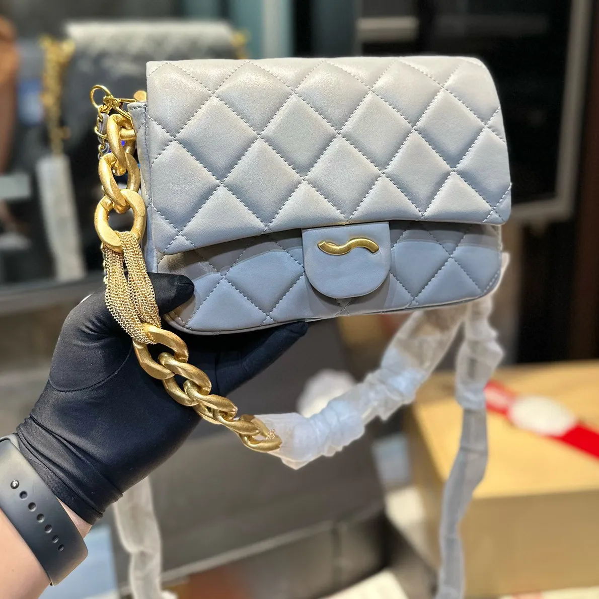 Women thick chain shoulder underarm bag Macaron Luxury Diamond check leather bag Designer classic bag Handbag can be carried Designer handbag 21cm capacity bag