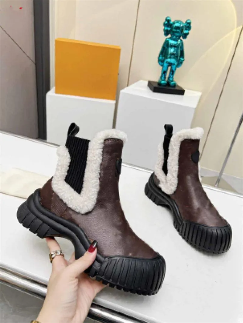 Botas femininas de cano curto de camurça polar Boa com sola branca e plataforma curta de couro marrom meia malha confortável casual moda meia panturrilha com caixa