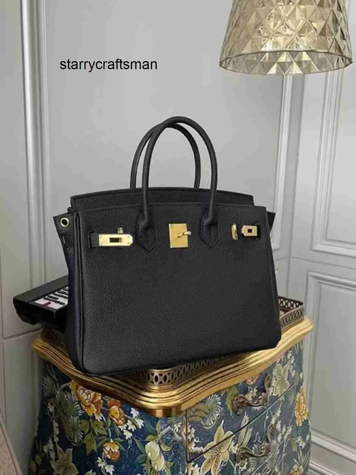 Designer Woman Handbag Versatile Bag med logotyp B K