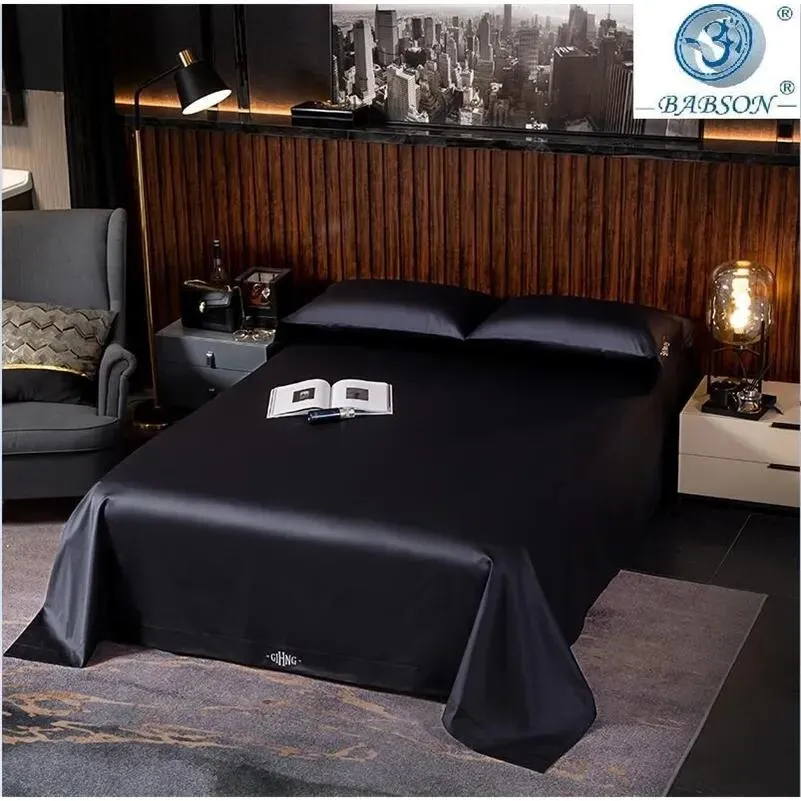 Set Set di biancheria da letto in cotone egiziano nero Queen King size Letto ricamato Copripiumino Lenzuola / lenzuolo con angoli set di biancheria set letto per hotel LJ20