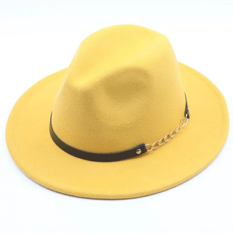 Berets Bright Yellow Solid Color Fedora Hats With Chain Belt Wide Brim Women Men Party Jazz Formal Hat Felt Performance Cap Wholesale