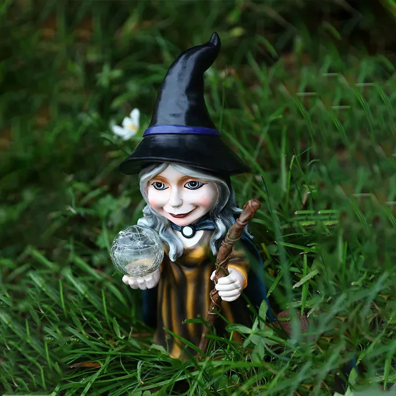 Utomhusdekorationsträdgård WITCH SCULPTURE GLASS BALL LIGHTS Yard Ornament Home Decor View Harts Statyer Nattskulpturer 240108