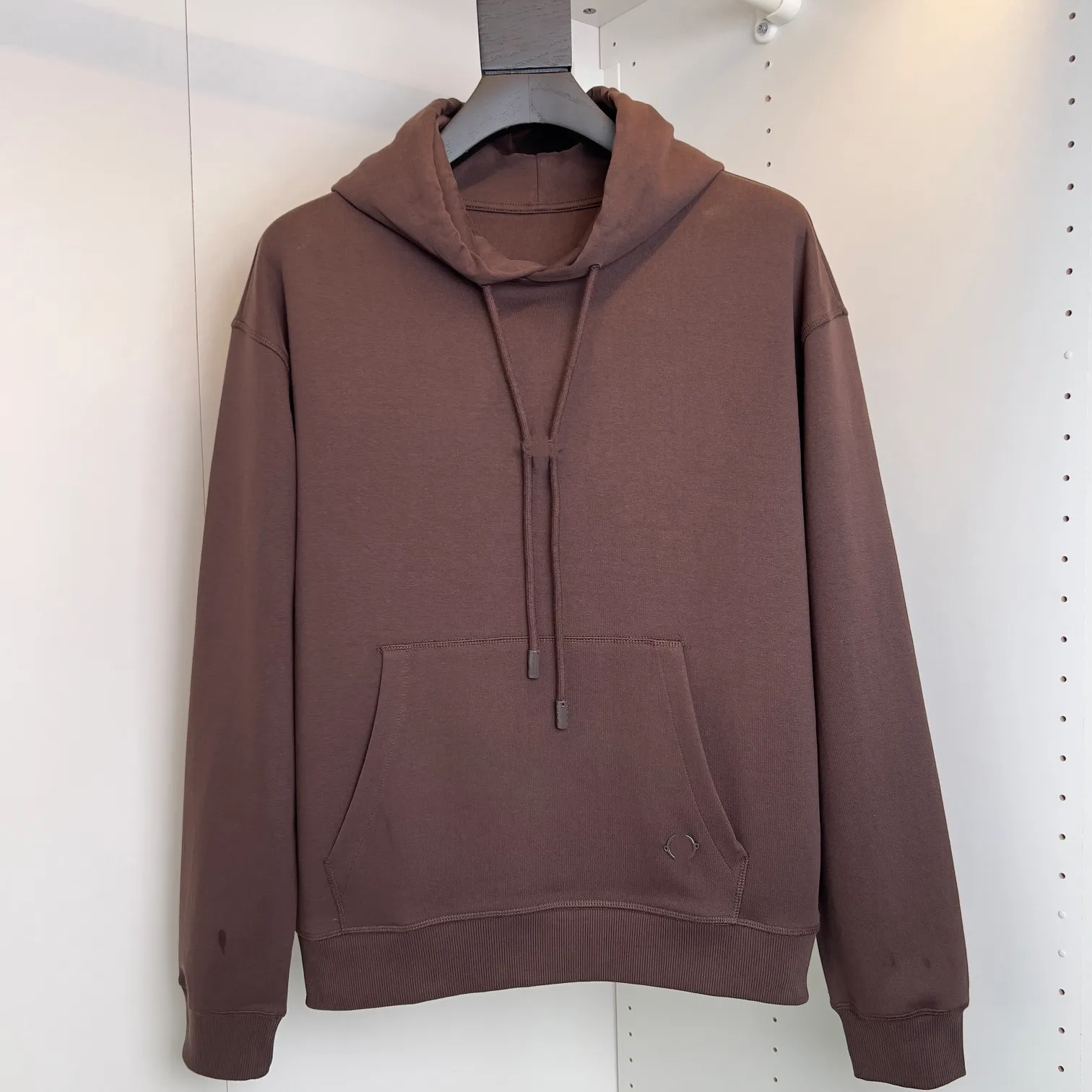 Berühmte Designer-Männer Frühling und Herbst Blumen-Hardware-Schnalle beliebter klassischer bequemer Hut-Hoodie