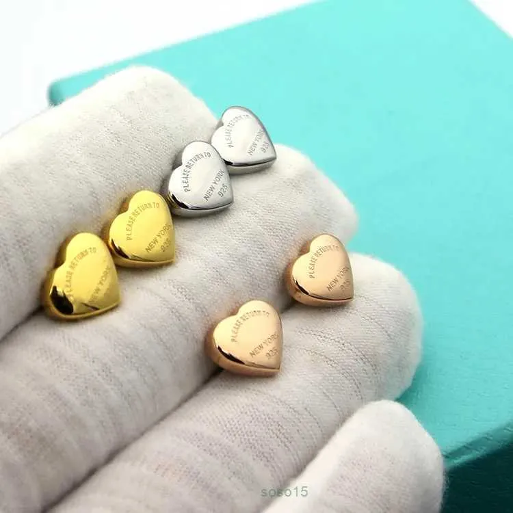 NKP1 Stud T Letter Heart Earrings Designer smycken Mens båge Surface Studs Gold/Silvery/Rose Gold Full Brand As Wedding Christmas Gift 0i4C