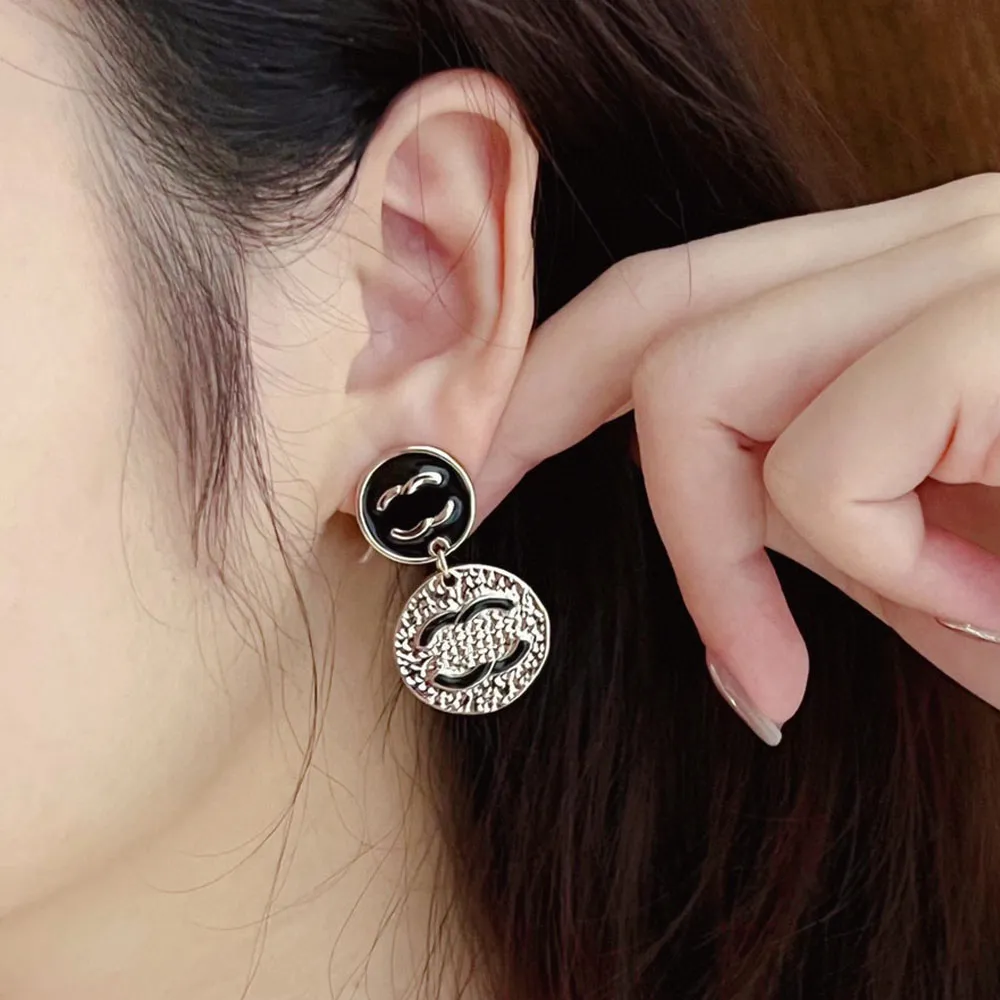 Orecchini con diamanti tondi | Acquisti Online su