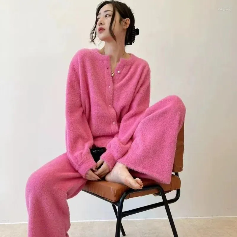 Pijamas femininos coral veludo pijamas estilo coreano duas peças conjunto inverno engrossado flanela com decote em v botão calças superiores pijamas para mulher