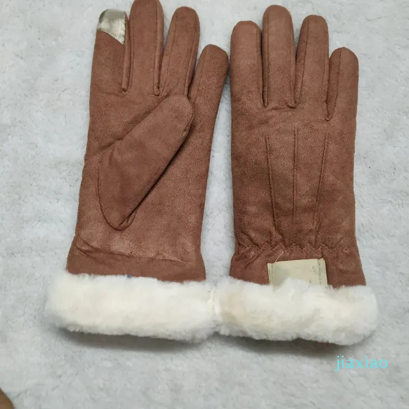 Womens Deer Skin Velvet Luxury Designer Gloves Touch Screen Classic Vintage Winter Warm Soft Riding Ski Glove