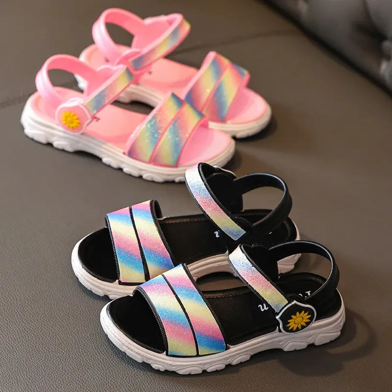 2-8 år flickor Rainbow Sandals Summer Kids Beach Shoes Girl Fashion Princess Sandal Children Flats Shoes Chaussure Enfant Fille 240108