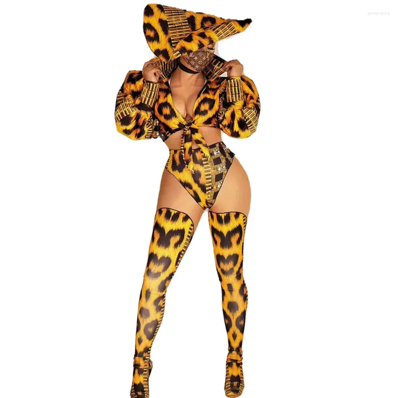 Abbigliamento da palco Maniche a sbuffo Leopardo Top sexy e pantaloncini Cappello Calza per le donne Sfilata di moda Abbigliamento Costumi Abiti da danza moderna