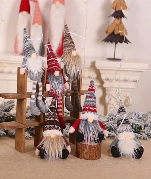 Forniture per decorazioni natalizie Bambola gnomo postura seduta creativa bambole forestale ciondolo albero di Natale mini pendenti da parete5306766