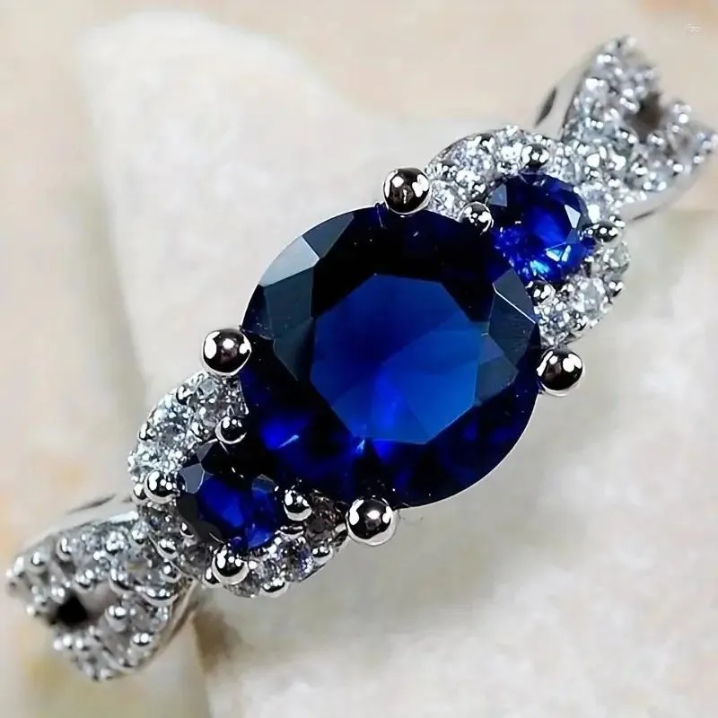 Anneaux de cluster Huitan exquis bleu cubique zircone femme pour mariage fiançailles luxe élégant femmes accessoire cadeau bijoux à la mode