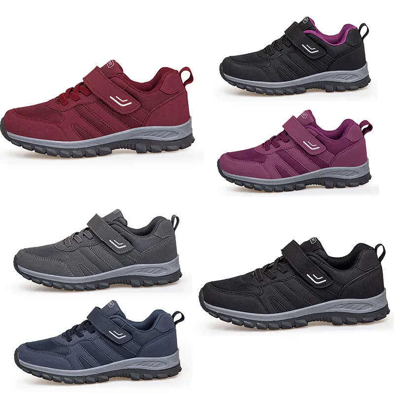 2024 Designer Casual Flat Sports Shoes Non-slip Fashion Men Women Black Red Gray Sneakers Trainers Tennis Big Size 35-45 GAI