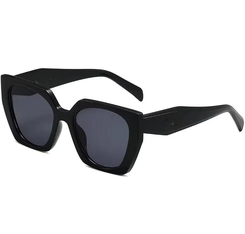 Spiacellatrice di stilista per donne occhiali da uomo Goggle Outdoor Classic Style Eyewear Ocgle unisex Sport Mission Milish Mix Color con scatola