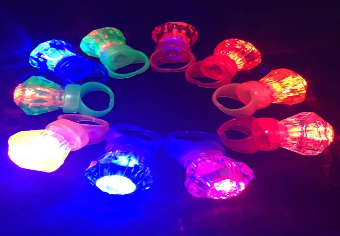 LuminosoNavidadHalloweenLed Toy LED dedo GlowLight UpAnillos intermitentes Diamante que brilla en la oscuridad Juguetes Juguetes ligeros para niños 5236577